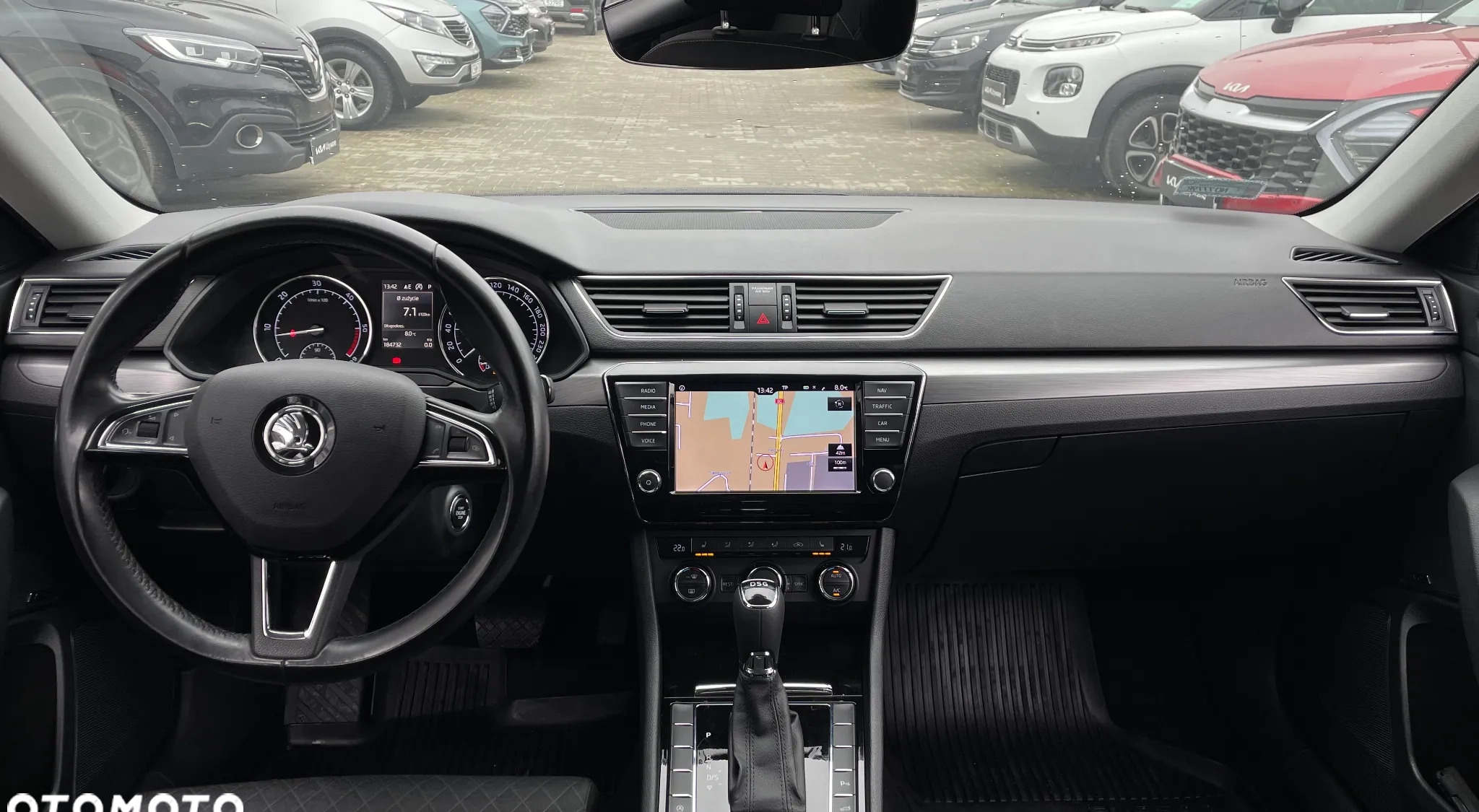 Skoda Superb cena 75900 przebieg: 185000, rok produkcji 2017 z Bydgoszcz małe 667
